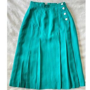 🌹SOLD🌹Vintage 70s Mint Green High Waisted Pleated Fit & Flare Skirt Size: M